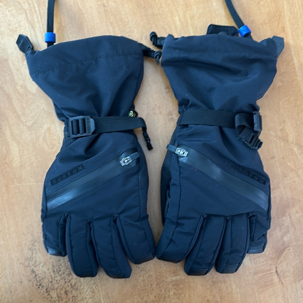 Burton ski gloves - BRAND NEW